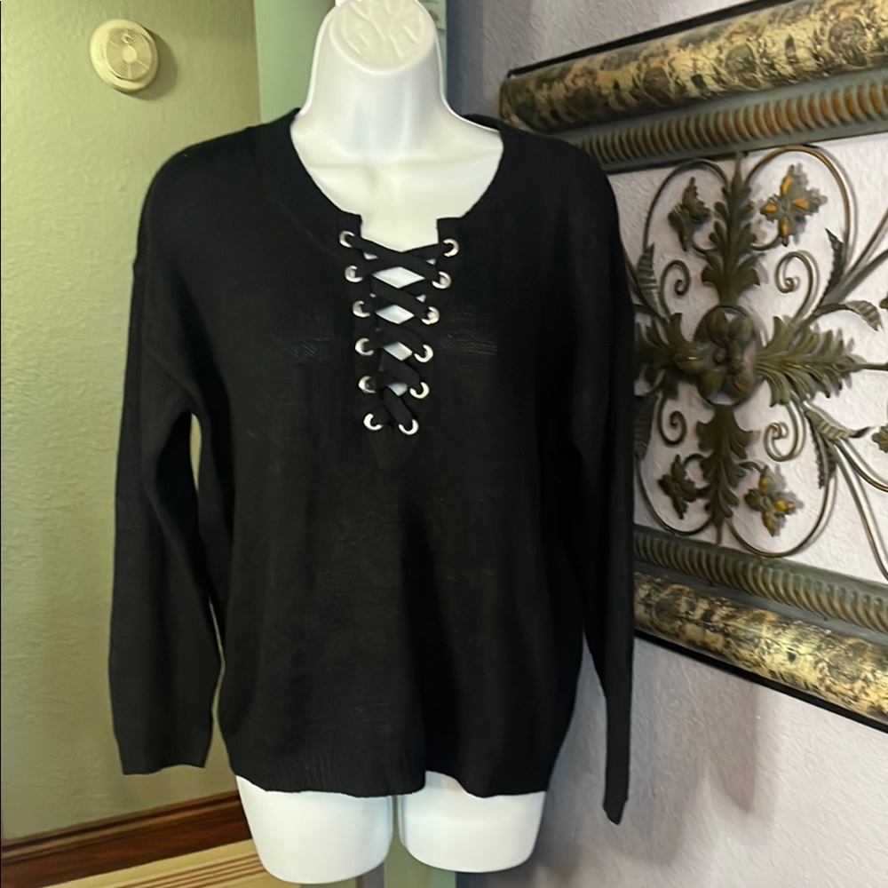 EUC Forever 21 Black Lace-Up 3/4 Sleeve V-Neck Sweater Sz S💚